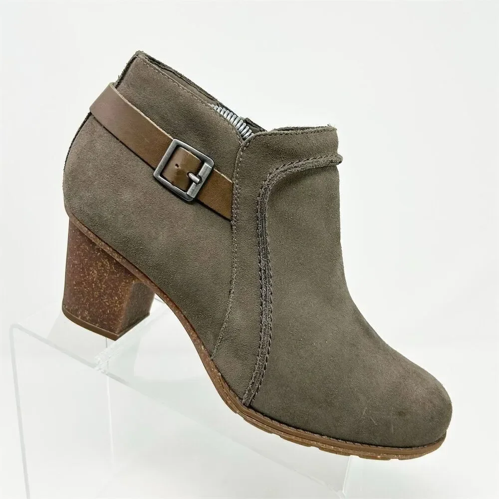 Clarks Gray Taupe Suede Heeled Ankle Boots Size 12 Casual Booties Fall Comfort